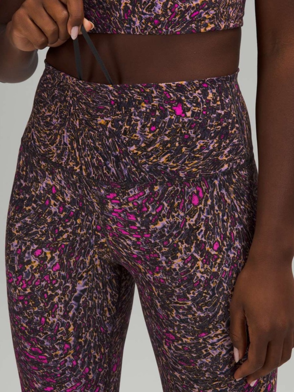 Lululemon Wunder Train High Rise Tight 28” - Picture 3 of 8